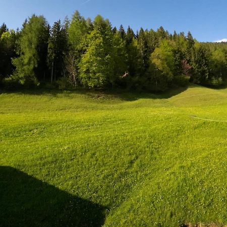 Haus Garz Lägenhet Weissensee Exteriör bild