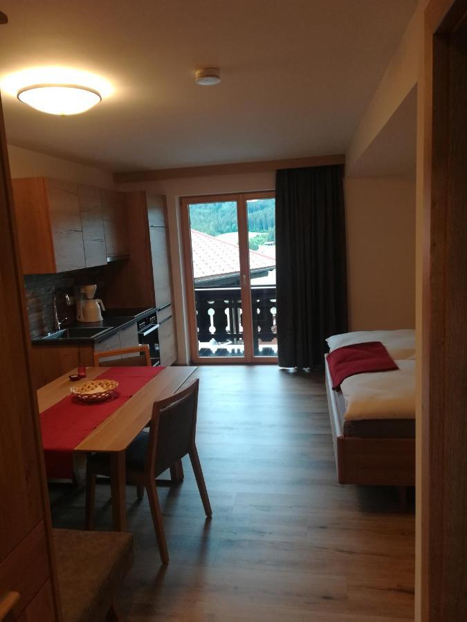 Haus Garz Lägenhet Weissensee Exteriör bild