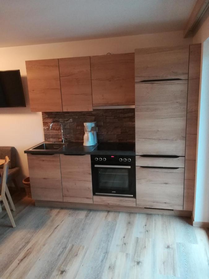 Haus Garz Lägenhet Weissensee Exteriör bild