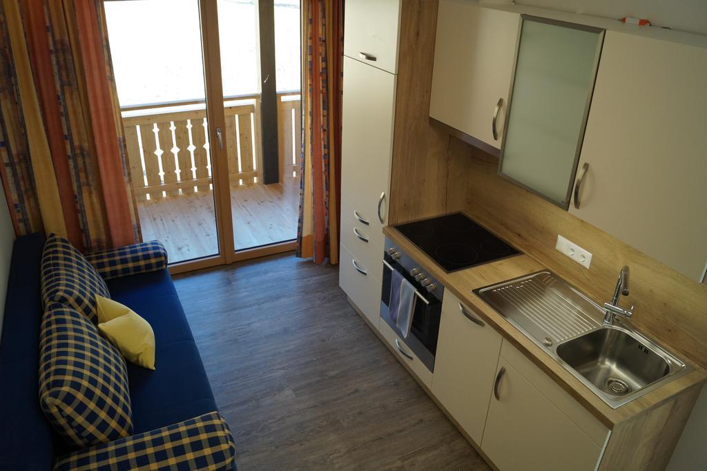 Haus Garz Lägenhet Weissensee Exteriör bild